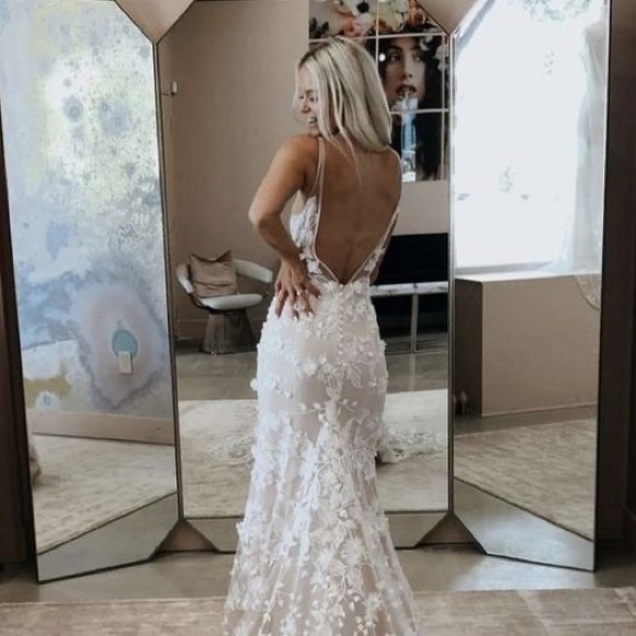 Made With Love Carla Ivory wedding dress size 2/4 - Picture 11 of 12